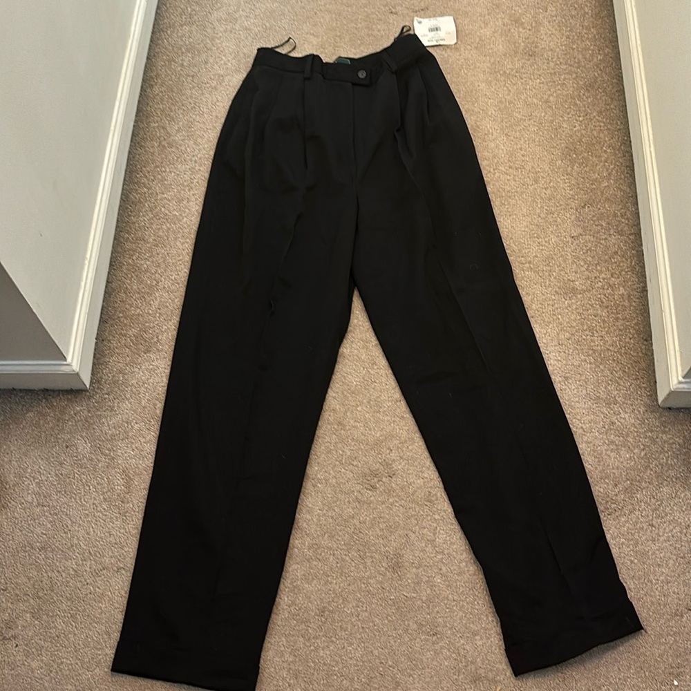 Women’s embassy row 100% wool pants new with tags size 8 black